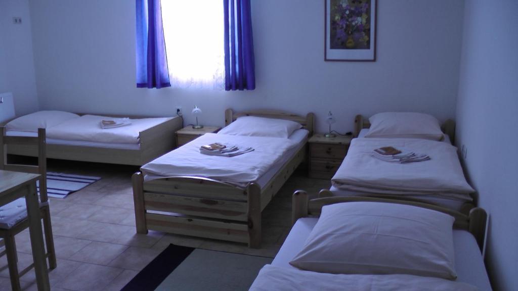 Assos Hotel Asbach-Bäumenheim Chambre photo