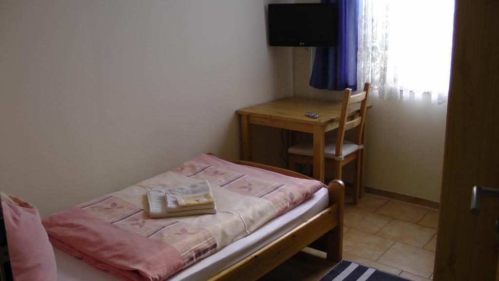 Assos Hotel Asbach-Bäumenheim Chambre photo